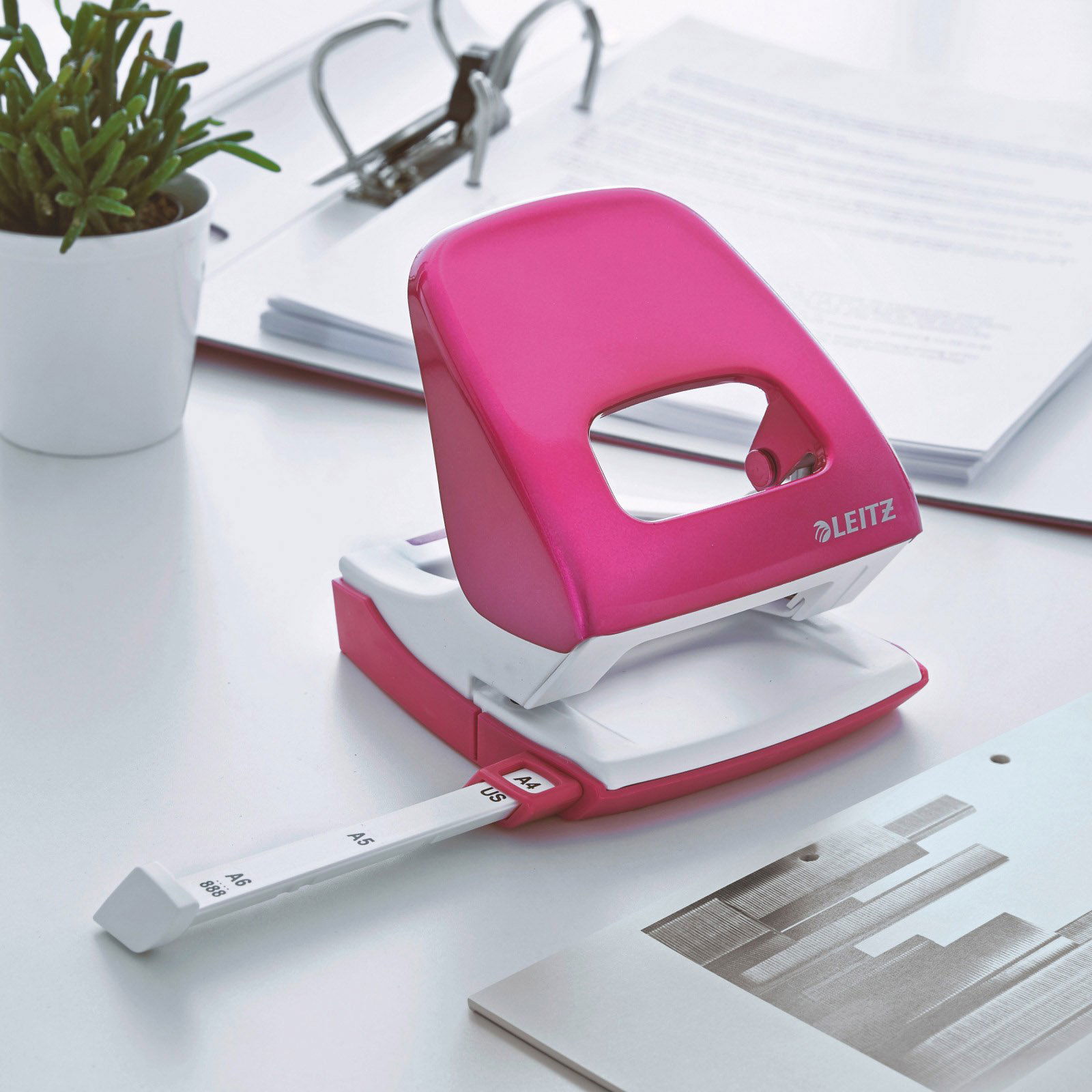 Leitz 5008 WOW hulapparat i pink Leitz 5008 WOW hulapparat i pink